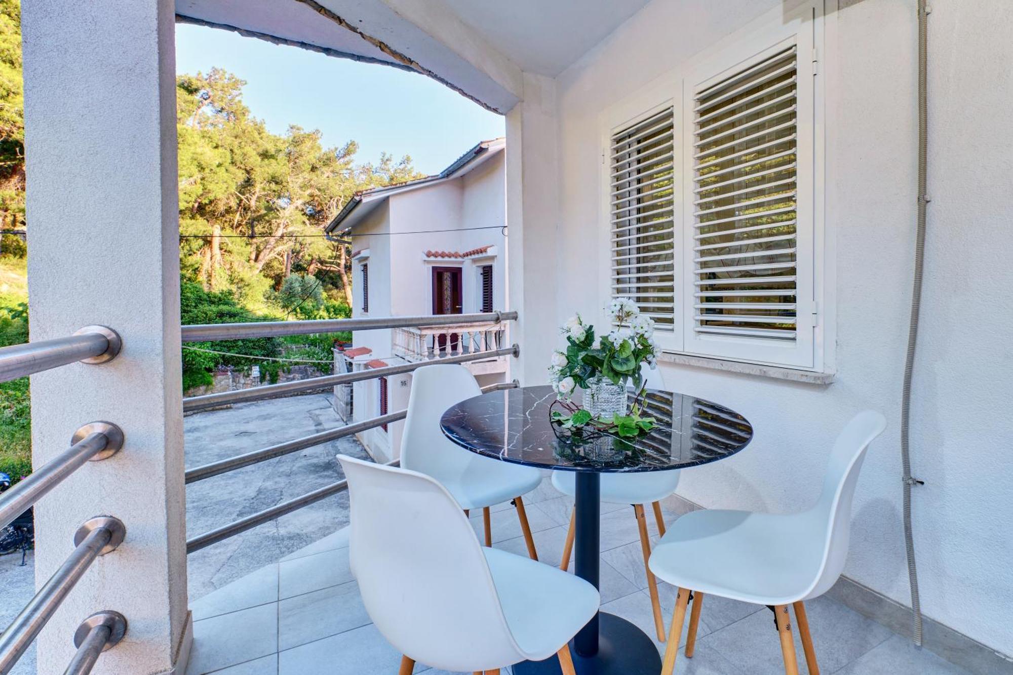 Calma Sea View Rooms Mali Lošinj Exterior foto
